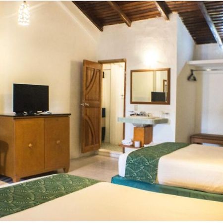 Hotel Central Station Tulum Eksteriør billede